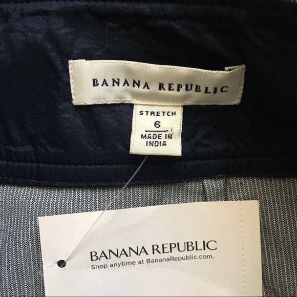 Banana Republic Stretch Skirt With Pockets - Picture 2 of 4